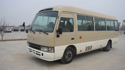 丰田考斯特25座