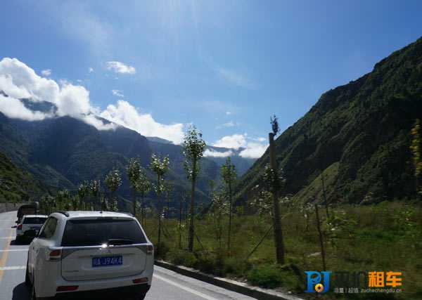 成都旅游包车